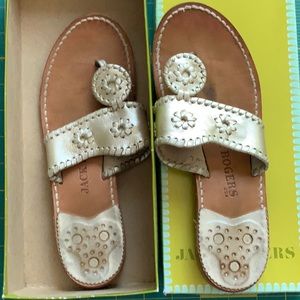 Jack Rogers Hampton Gold Thong Side Size 7